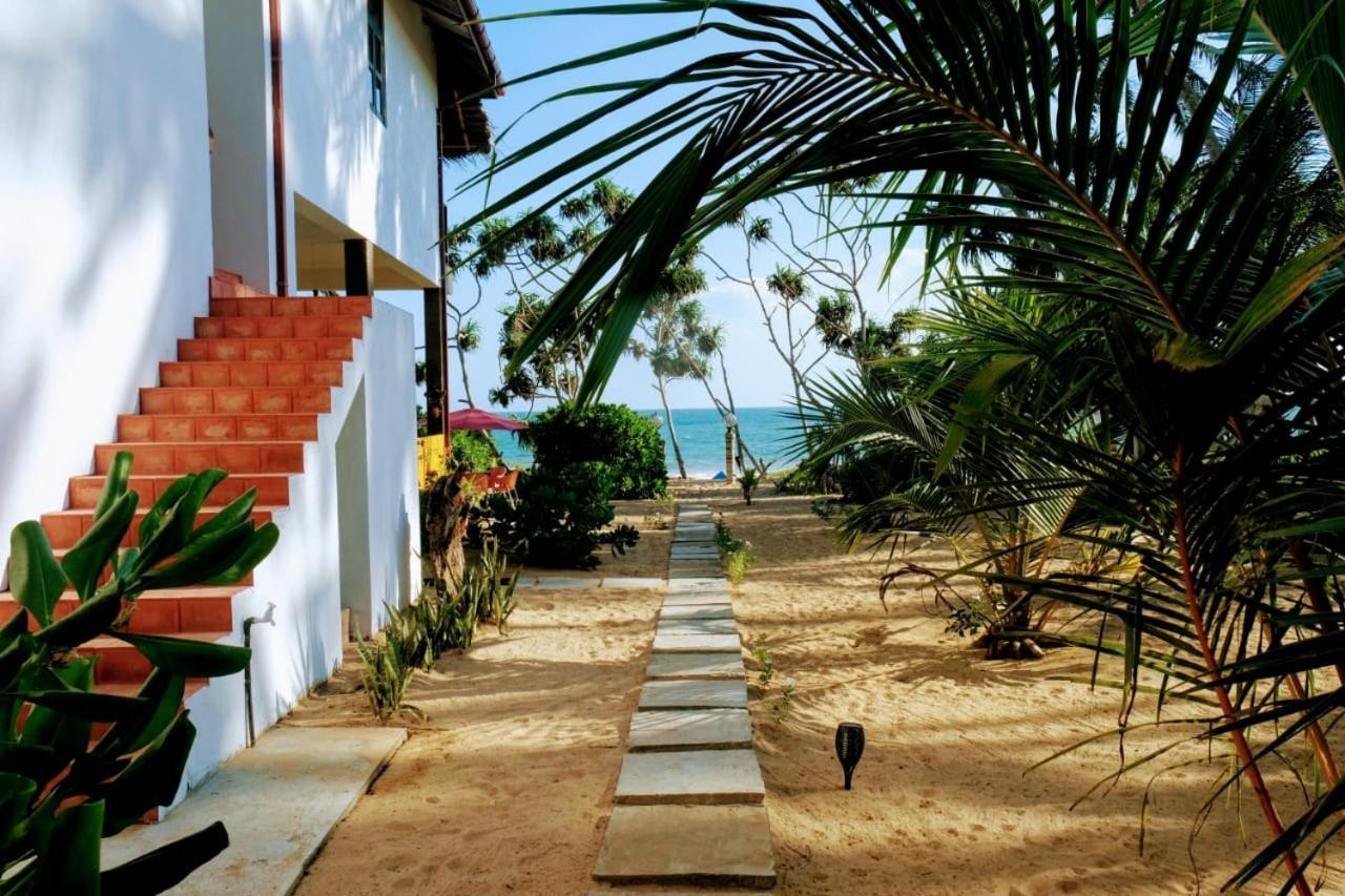 Blue Ocean Resort Netolpitiya Kültér fotó